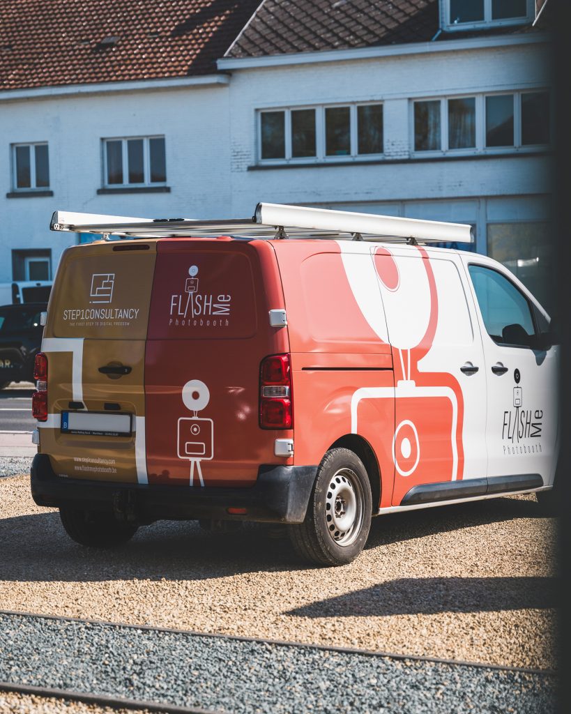 Wrapping bestelwagen Flash Me photobooth