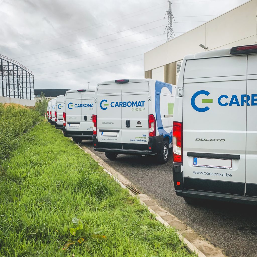 carbomat belettering fleet camionettes