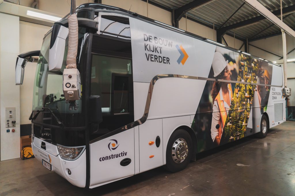 busbelettering Constructiv