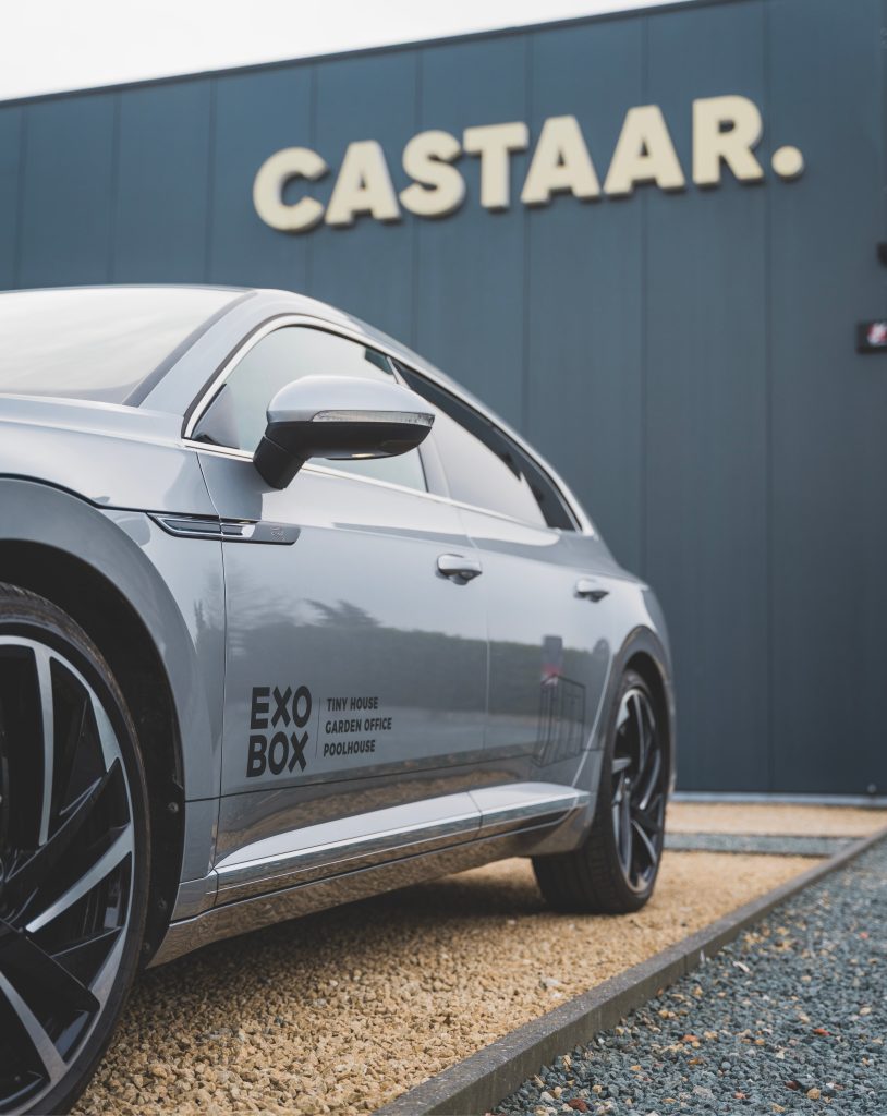 belettering bedrijfswagen van Exobox