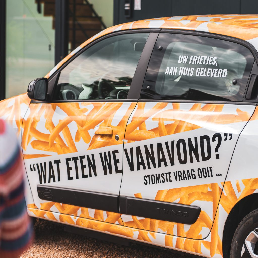 frietwagon carwrapping met reclame