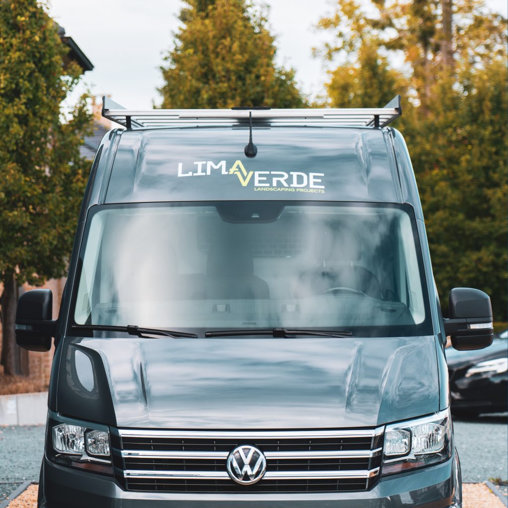 voertuigen van lima verde beletterd in Gooik