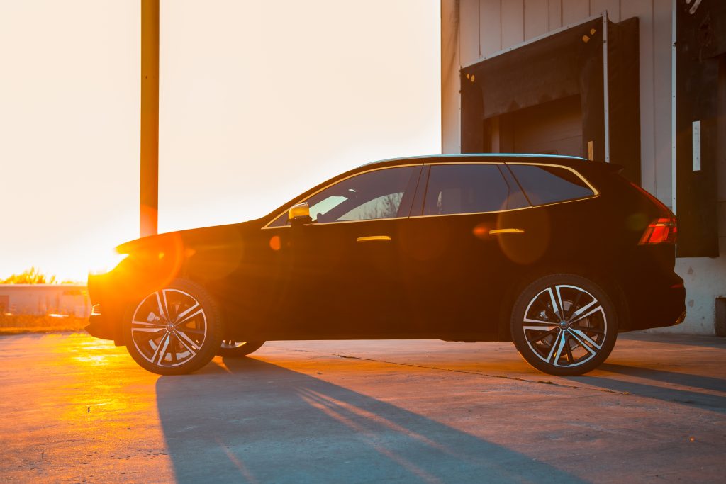 Carwrapping in velours voor Volvo van Castaar