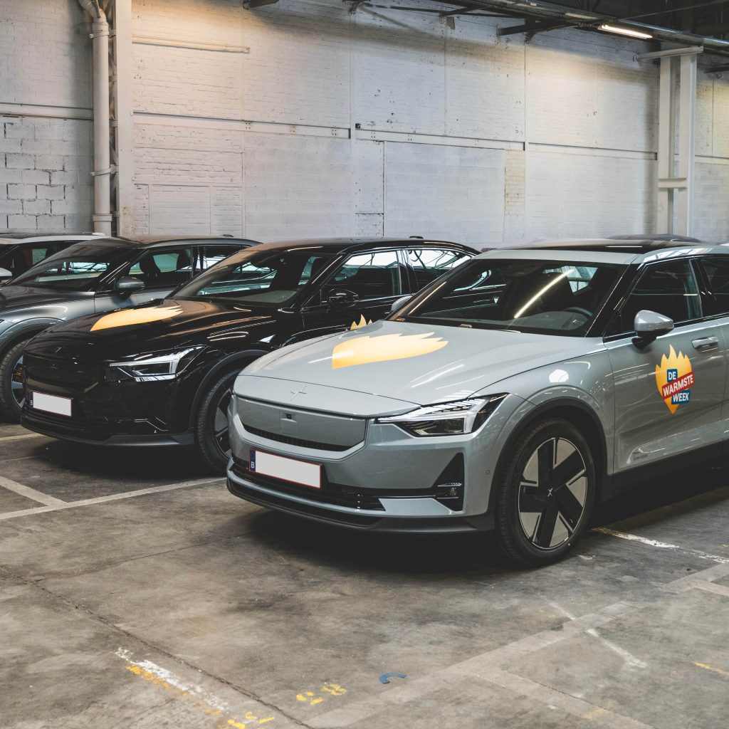 De Warmste Week bestickering wagens