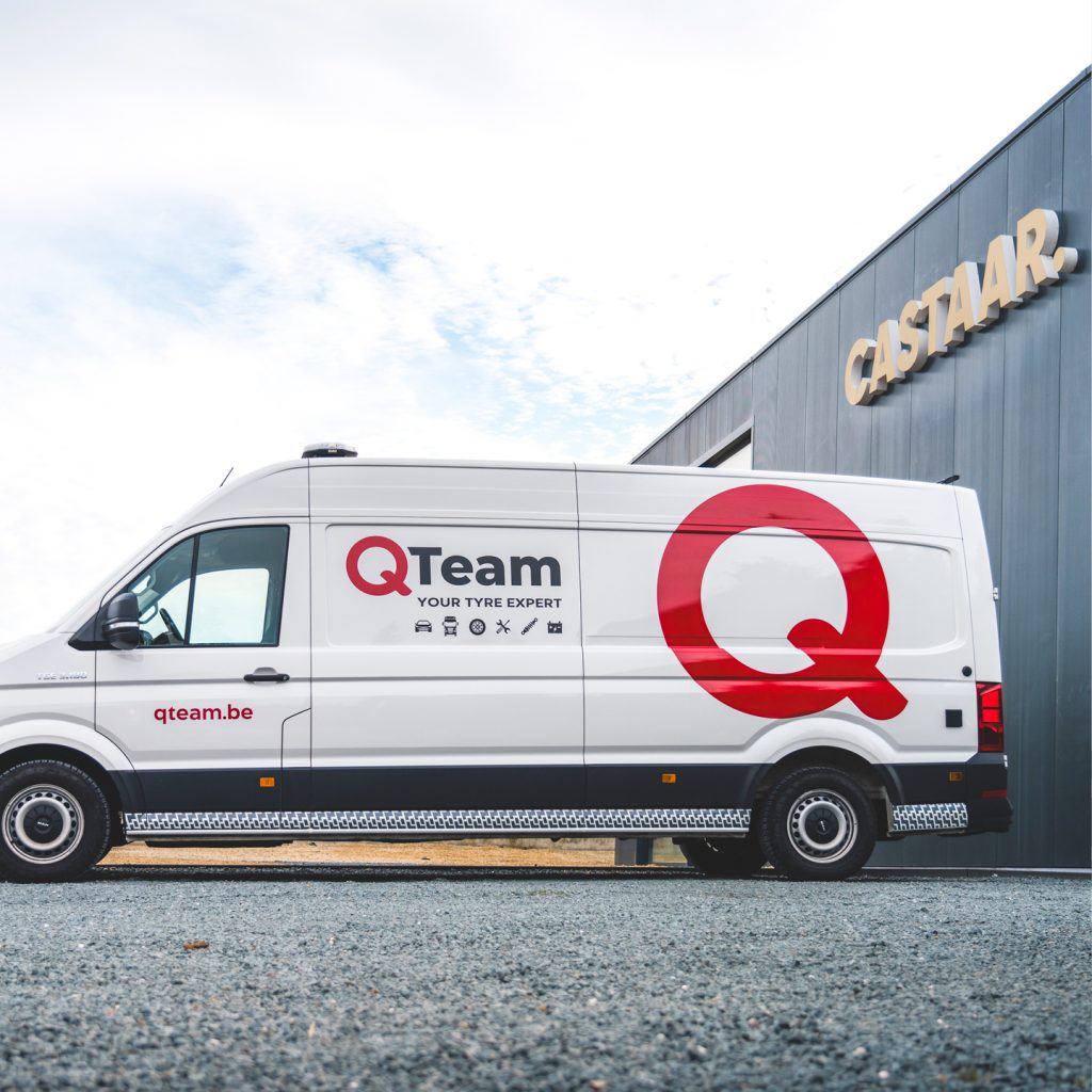 q team belettering Pajottenland