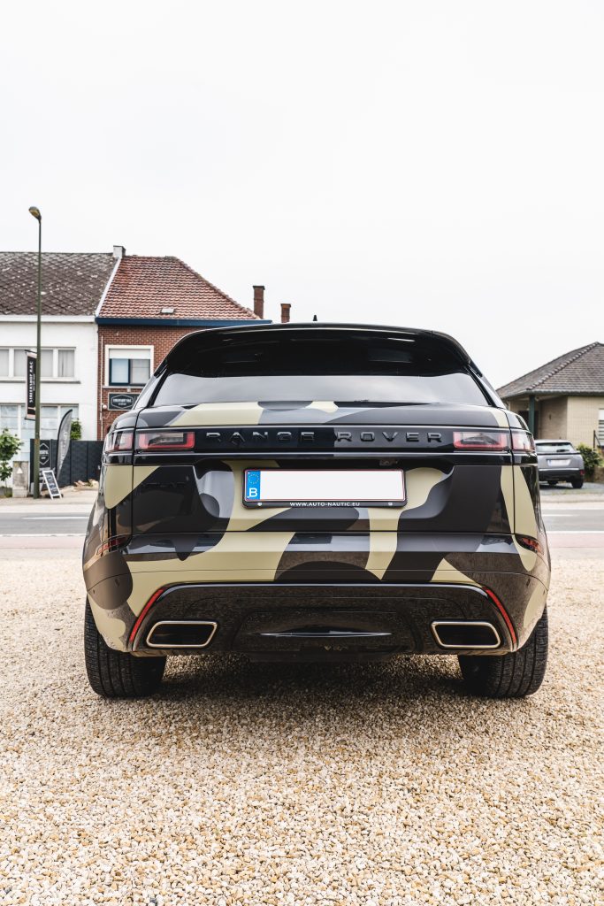 Camo carwrapping voor range rover evoque