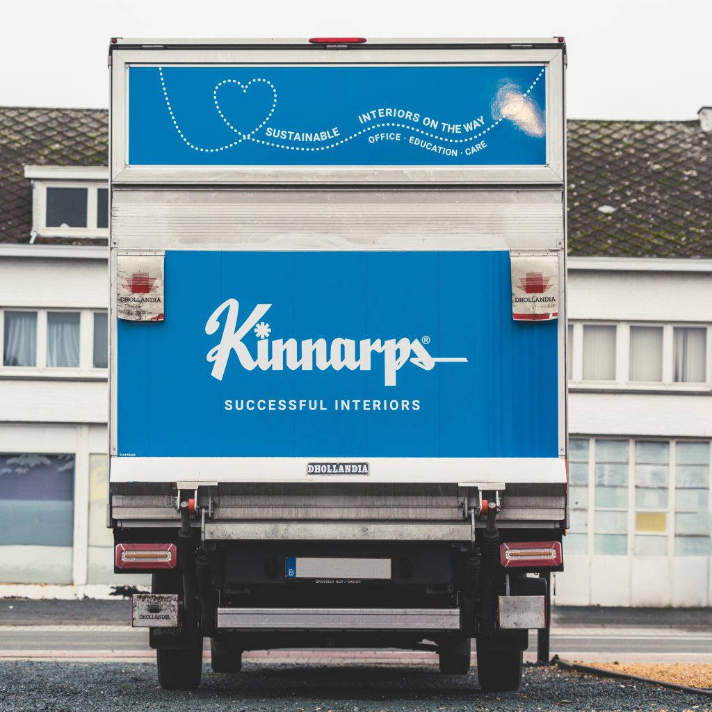 lichte vrachtwagen beletteren