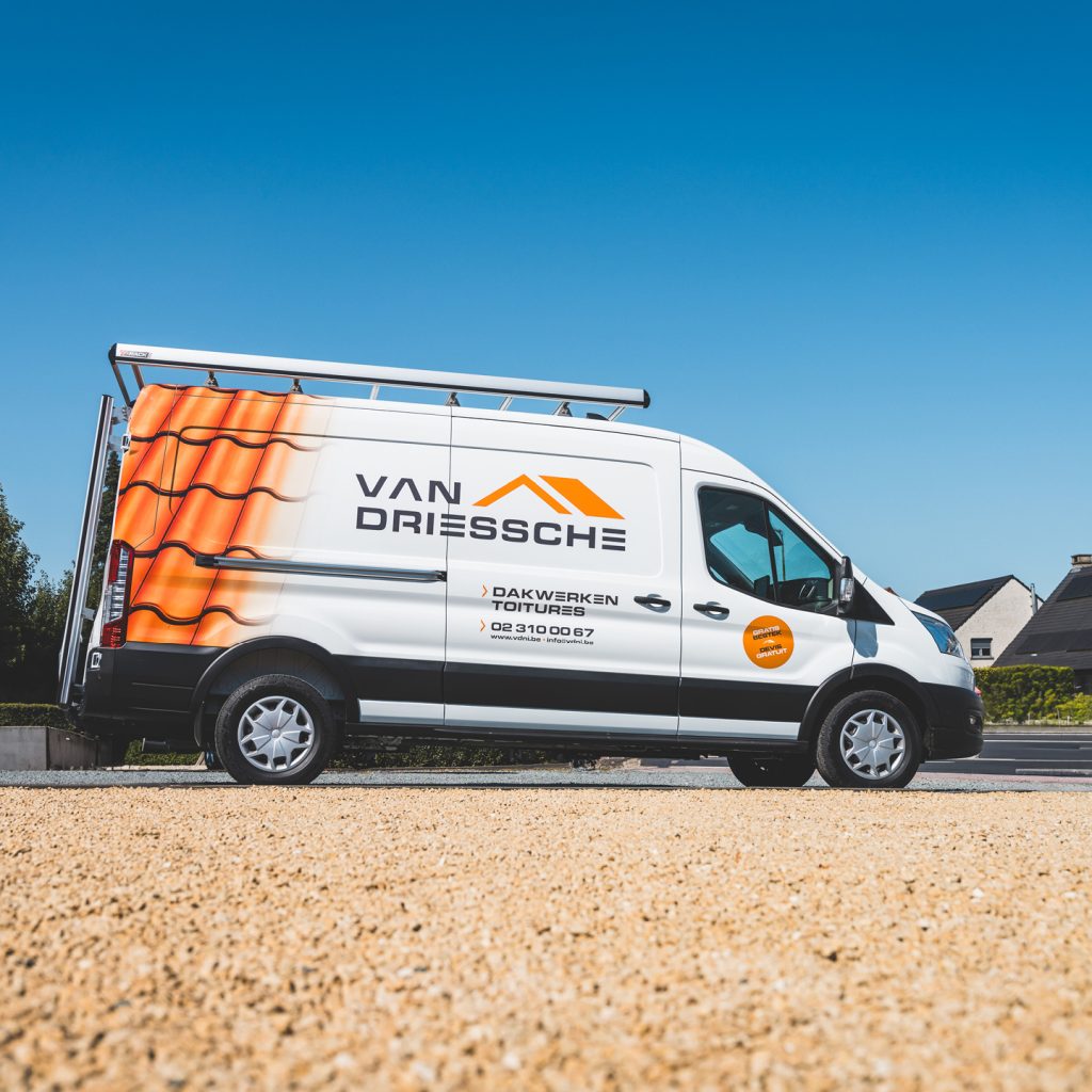 wrapping en bestikering van bestelwagen in pajottenland