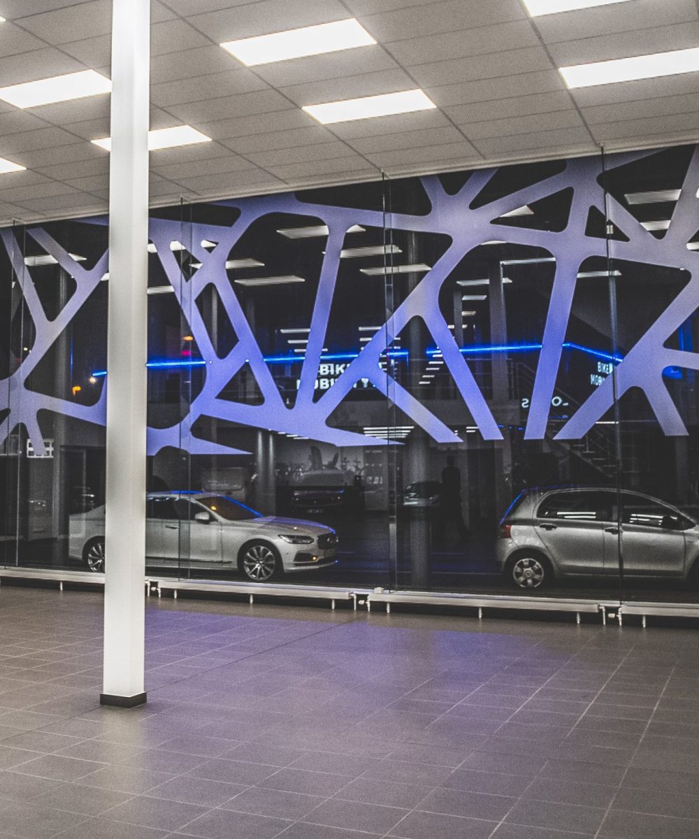 Toonzaal bestickering door Castaar